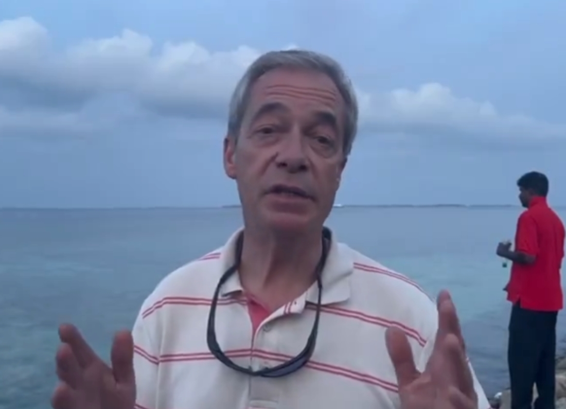 Nigel Farage claims to have been blocked by the UK government from going to the Chagos Islands